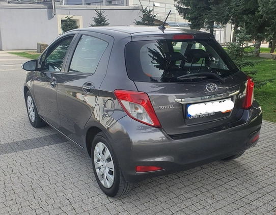 Toyota Yaris cena 19900 przebieg: 207252, rok produkcji 2012 z Jasło małe 11